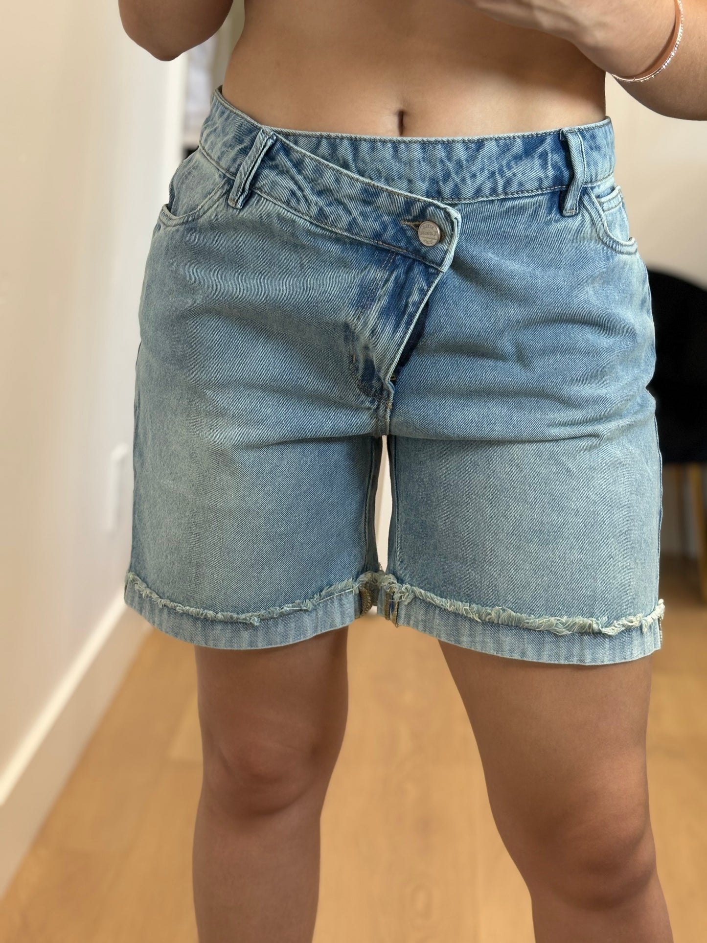 Signos Shorts